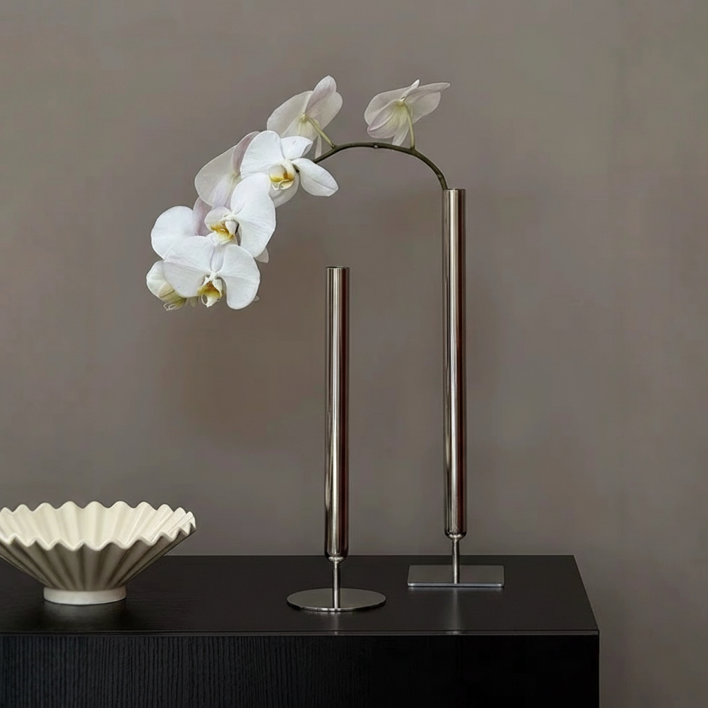 0 | 坐客  轻奢高级感不锈钢花瓶插花器中古风艺术装饰摆件蝴蝶兰花