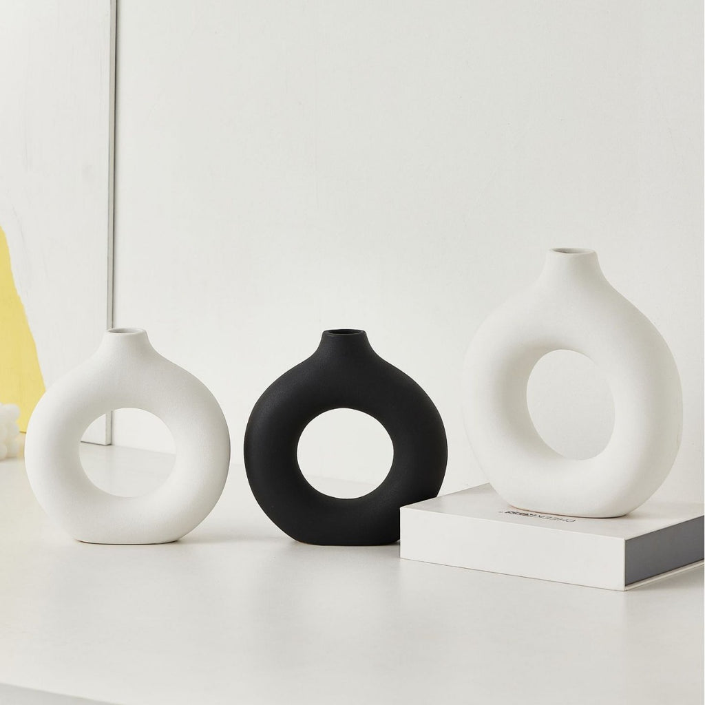 0 | 创意甜甜圈ins风黑色陶瓷花瓶摆件 客厅插花餐桌软装饰品花器批发
