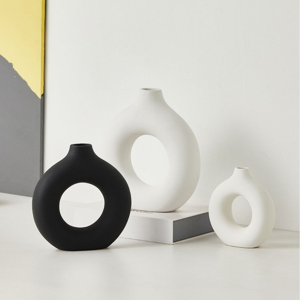 0 | 创意甜甜圈ins风黑色陶瓷花瓶摆件 客厅插花餐桌软装饰品花器批发