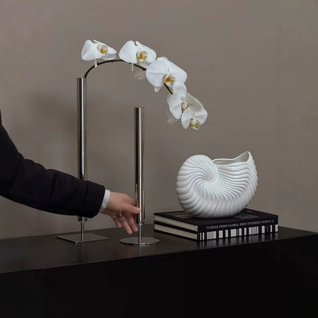 0 | 坐客  轻奢高级感不锈钢花瓶插花器中古风艺术装饰摆件蝴蝶兰花