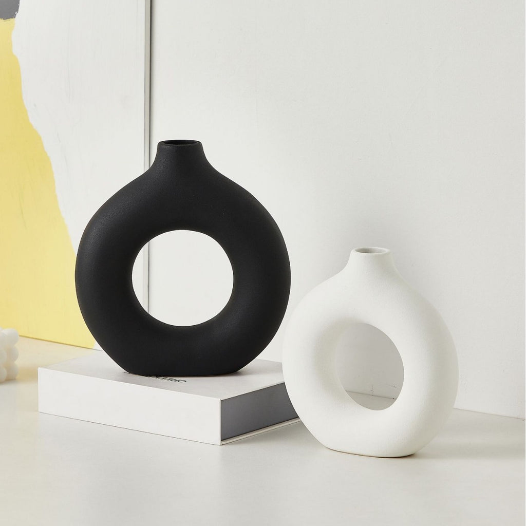 0 | 创意甜甜圈ins风黑色陶瓷花瓶摆件 客厅插花餐桌软装饰品花器批发